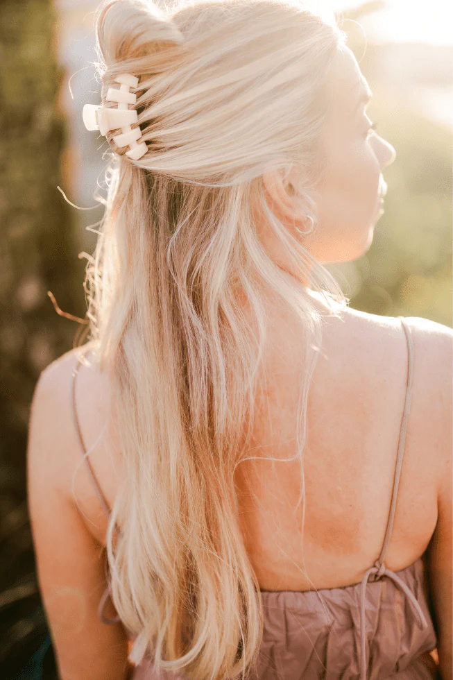 Classic Almond Beige Small Claw Clip - Image 4