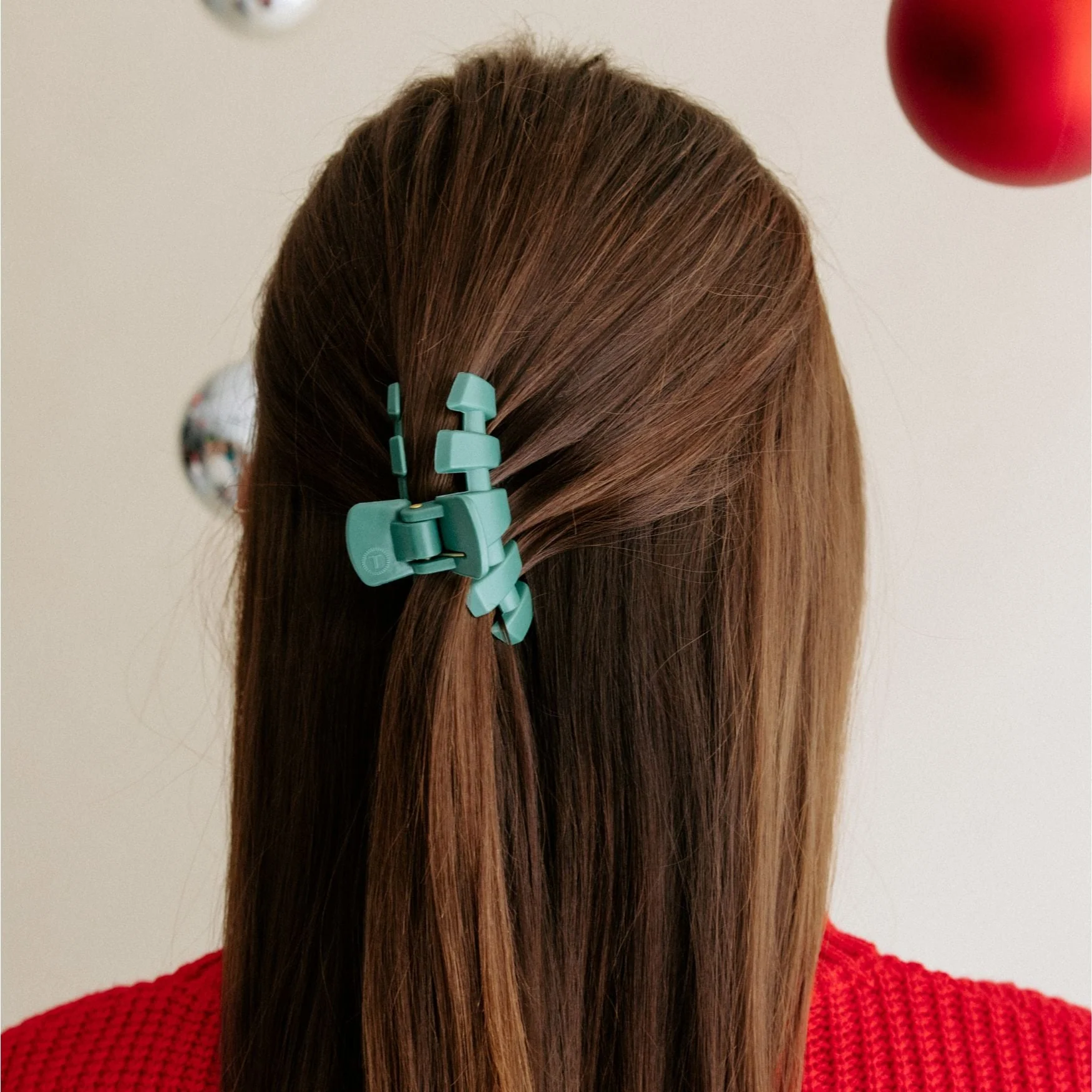 Classic Fir Real Small Claw Clip - Image 3