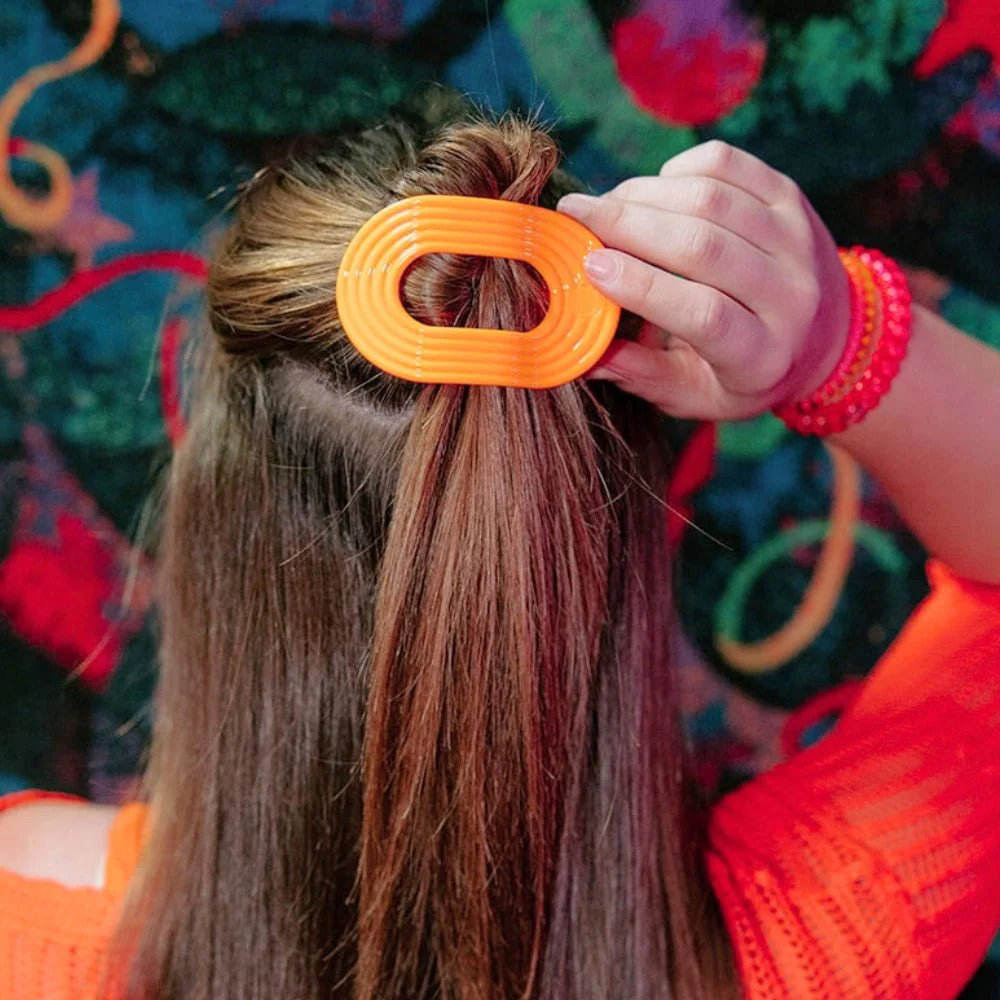 Day Rave Medium Flat Round Hair Clip - Image 4