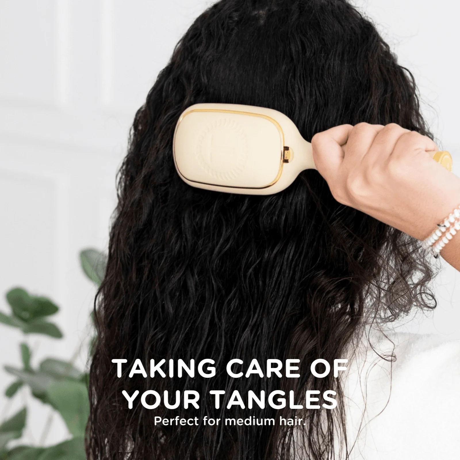 Detangler Hair Brush for Medium Hair – Tan - Image 9