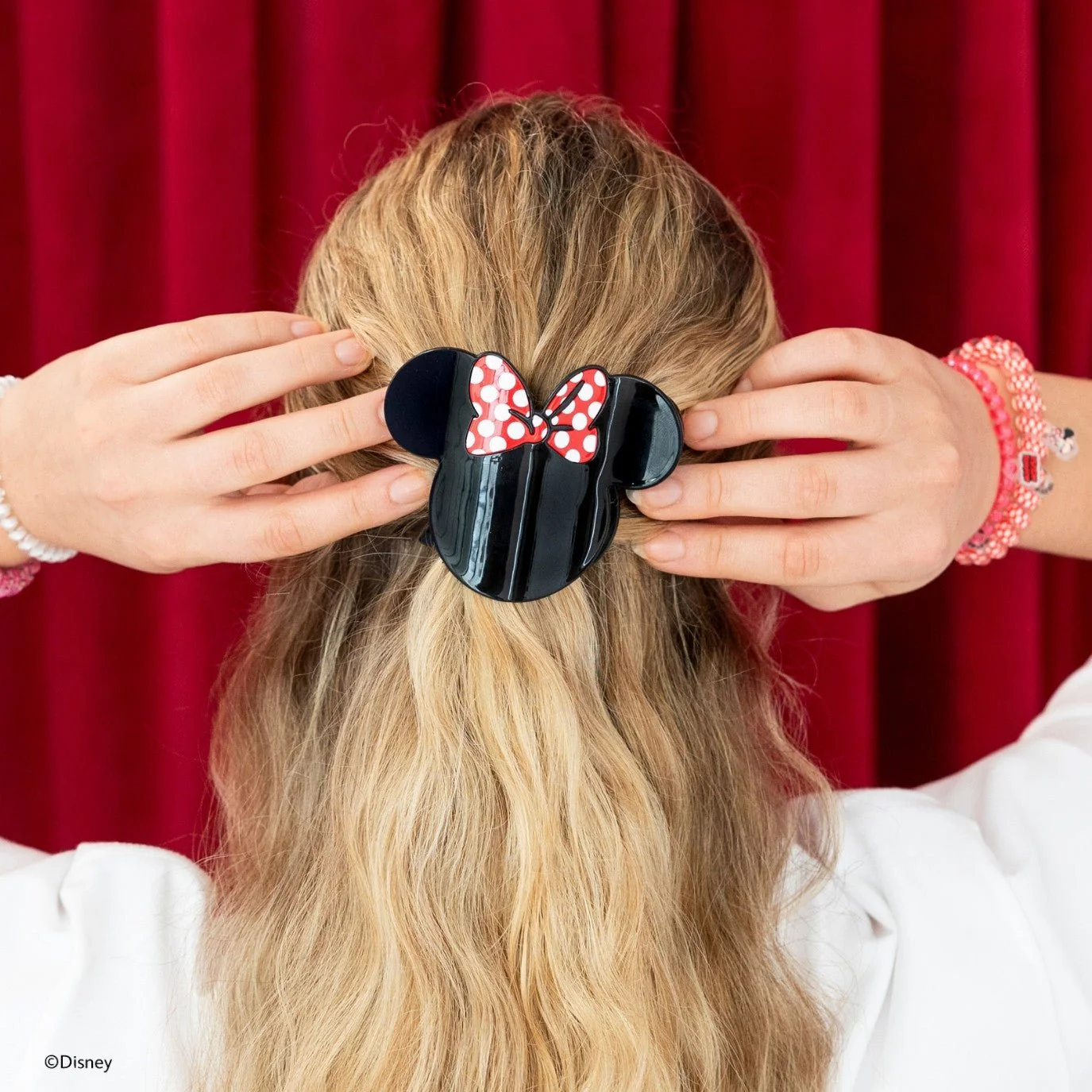 Disney: Minnie Mouse Shaped Small Flat Hair Clip - Image 3