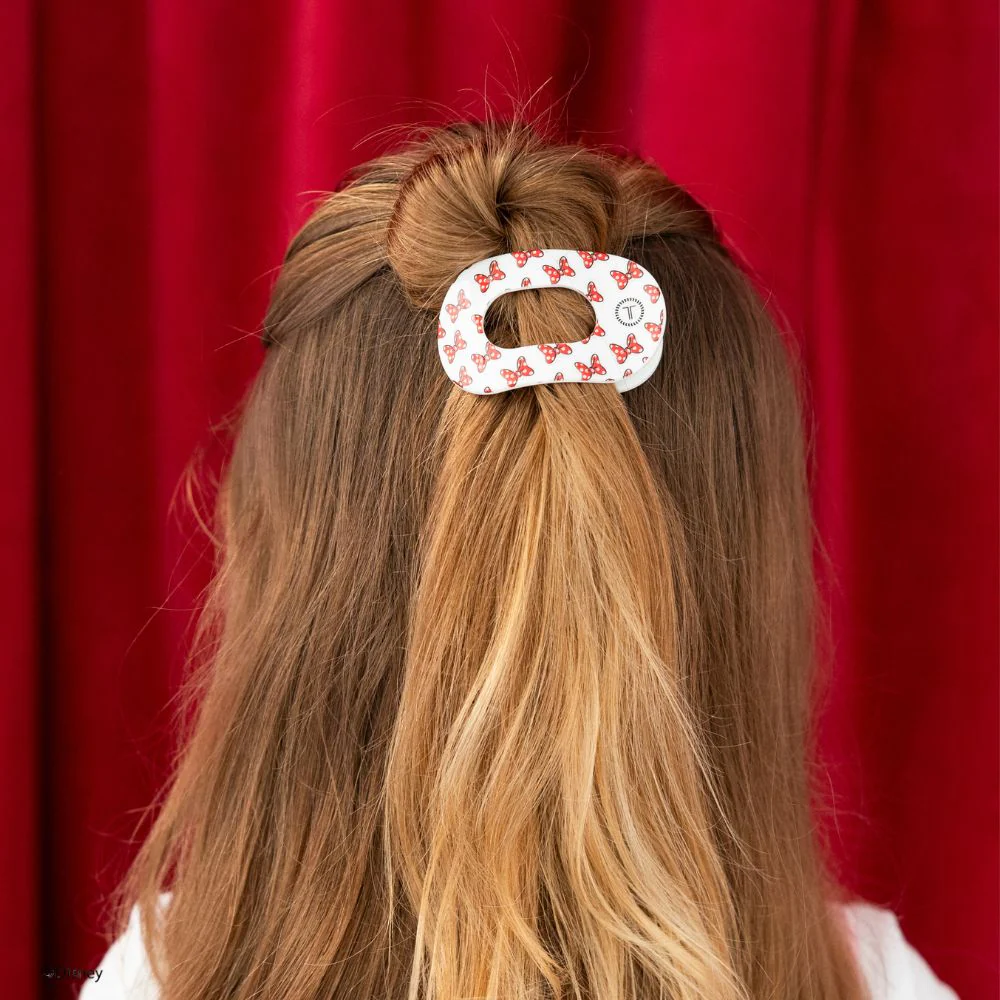 Minnie Mouse Loves Her Bows! Tiny Flat Round Hair Clip - Image 4