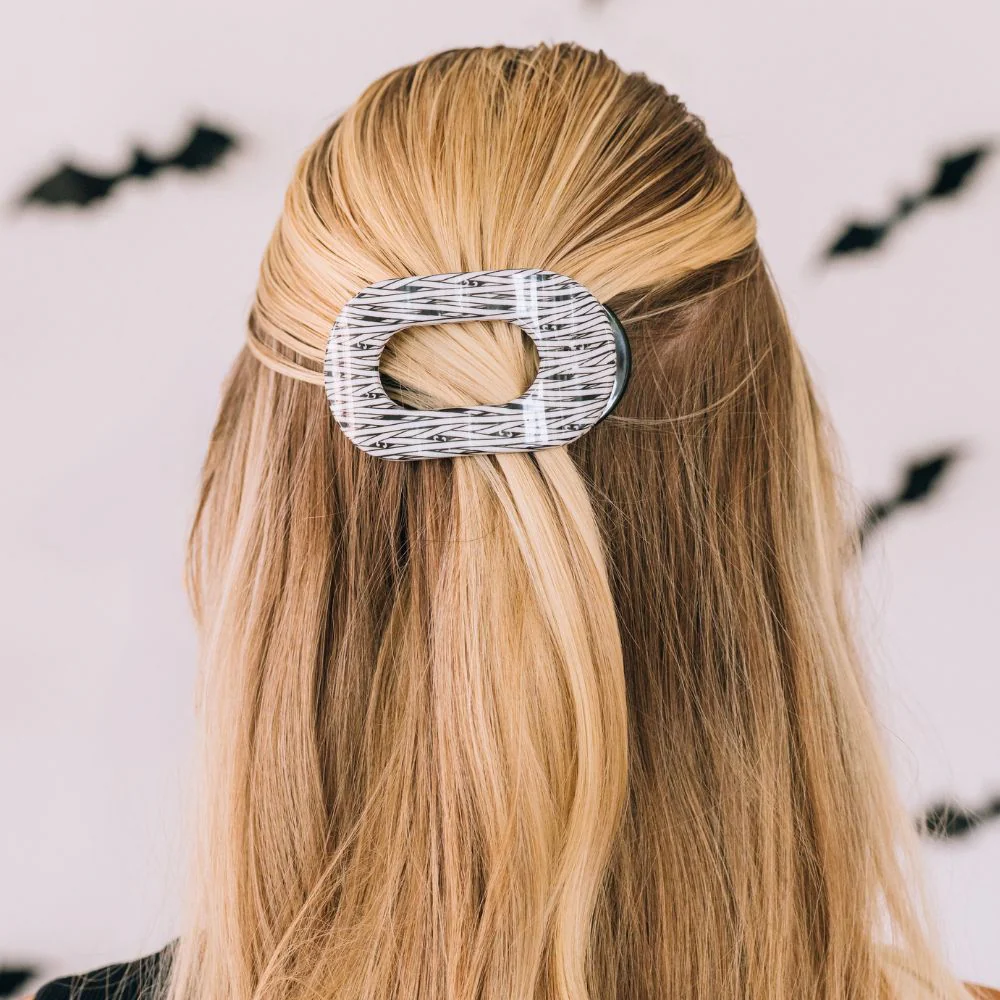 Mummy Knows Best Flat Round Small Hair Clip - Image 4