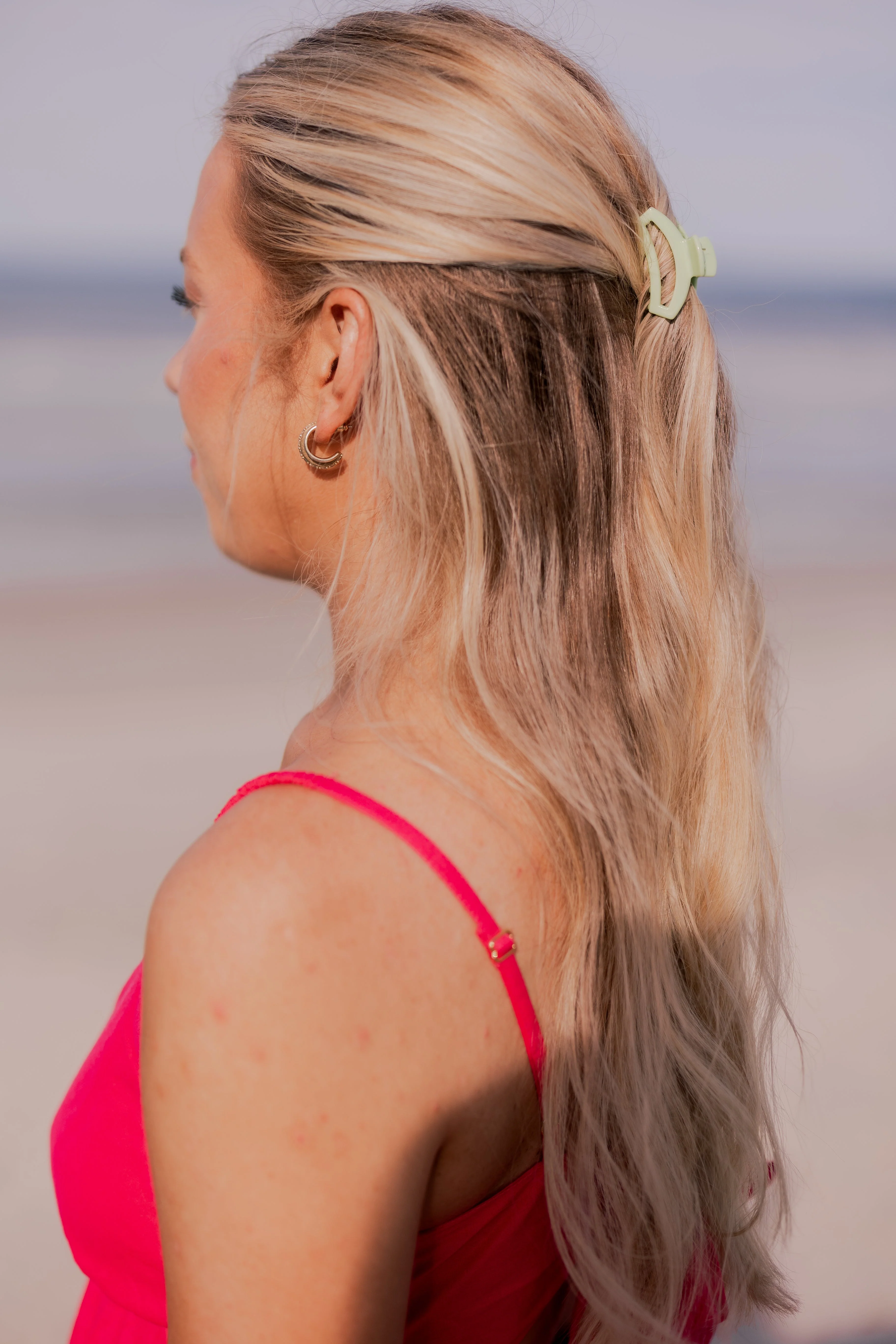 Open Aloe, There! Tiny Claw Hair Clip - Image 4