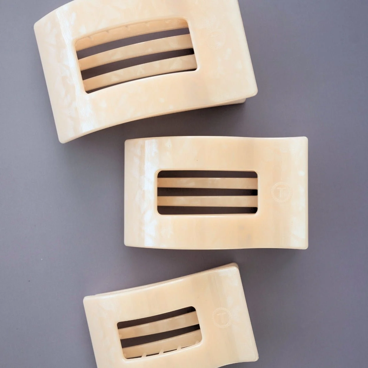 Soft Surf Large Flat Rectangle Hair Clip - Image 5