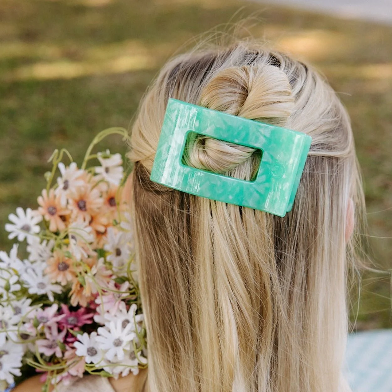 Spring Splash Medium Flat Rectangle Hair Clip - Image 4