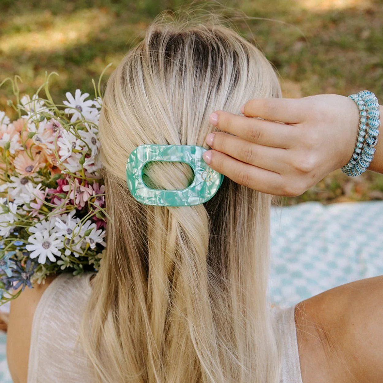 Spring Splash Small Flat Round Hair Clip - Image 4